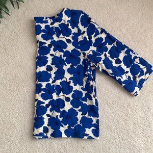 H & M Floral blue graphic floral print Crop Top